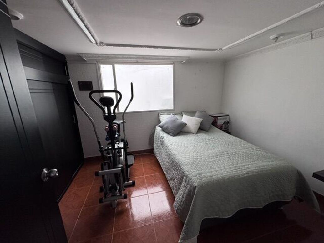 Casa de 4 alcobas en venta en Villa Alsacia 2, Bogotá, 240 m² · foto 12 de 20
