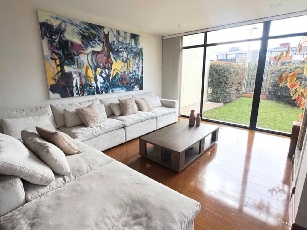Casa de 4 alcobas en venta en A.S.D., Bogotá, 269 m² · foto 17 de 20