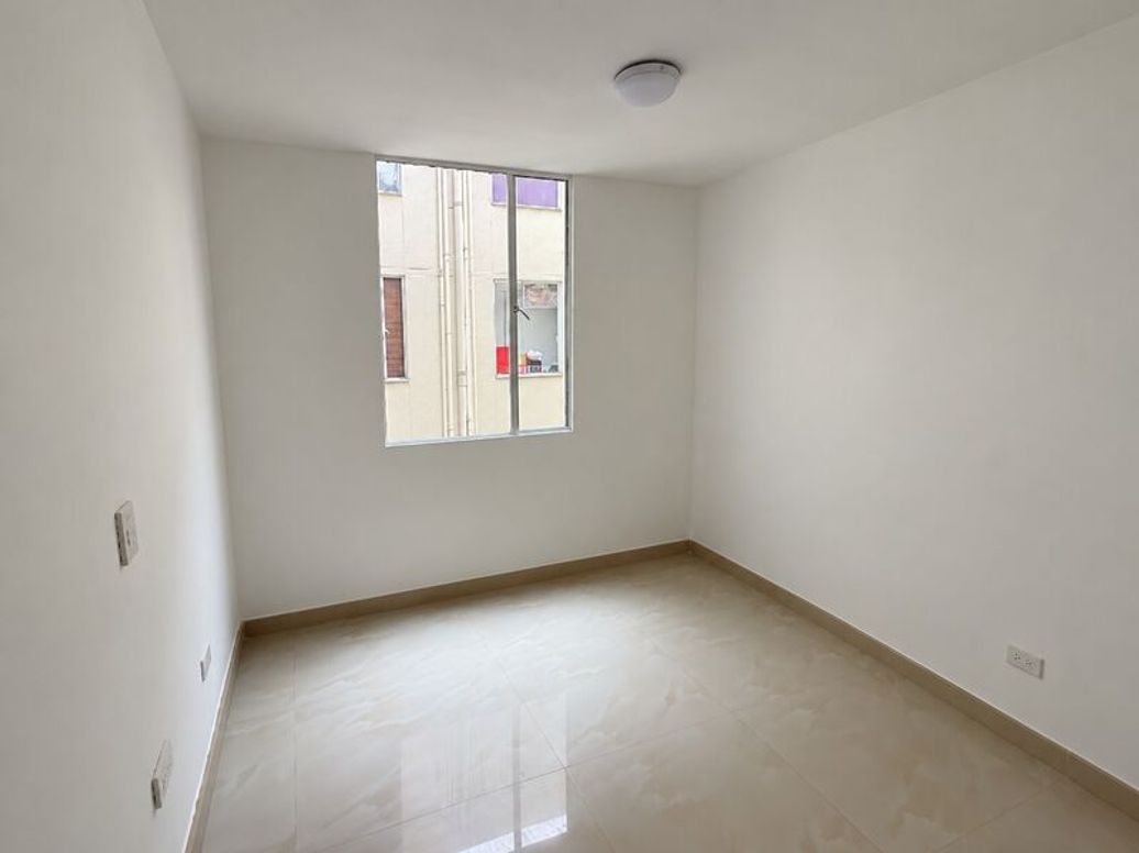 Apartamento de 3 alcobas en venta en Usaquén, Bogotá, 43 m² · foto 11 de 12