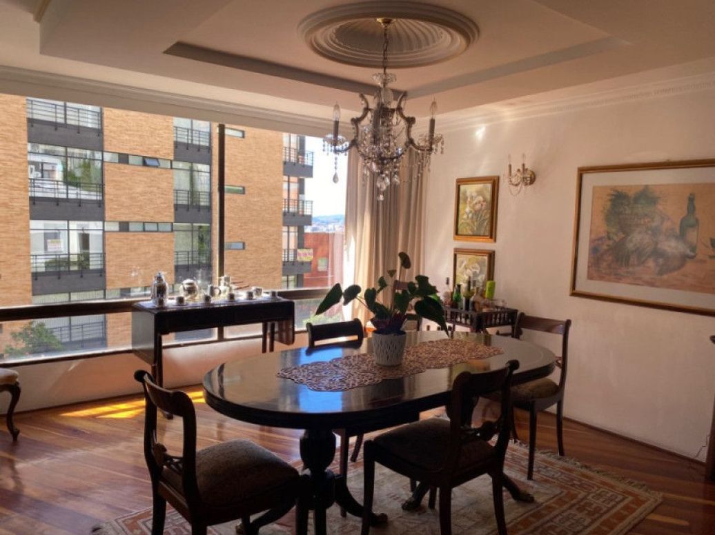 Apartamento de 4 alcobas en venta en El Refugio, Bogotá, 296 m² · foto 6 de 20