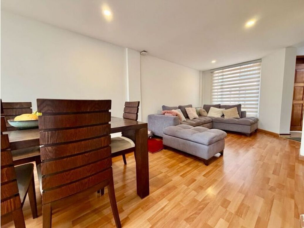 Casa de 3 alcobas en venta en El Contador, Bogotá, 122 m² · foto 3 de 20