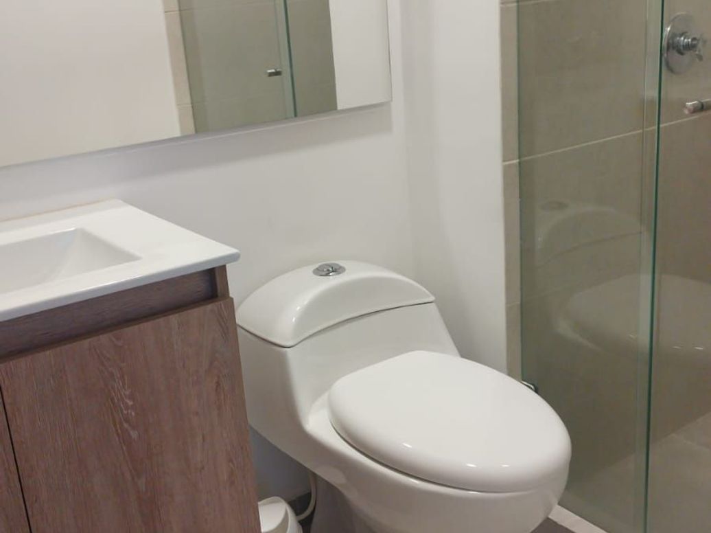 Apartamento de 2 alcobas en arriendo en Granjas De Techo, Bogotá, 45 m² · foto 8 de 12