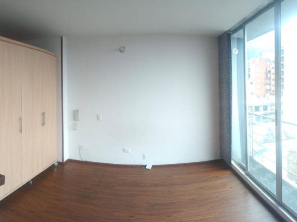 Apartaestudio en venta en Chapinero Central, Bogotá, 34 m² · foto 2 de 13