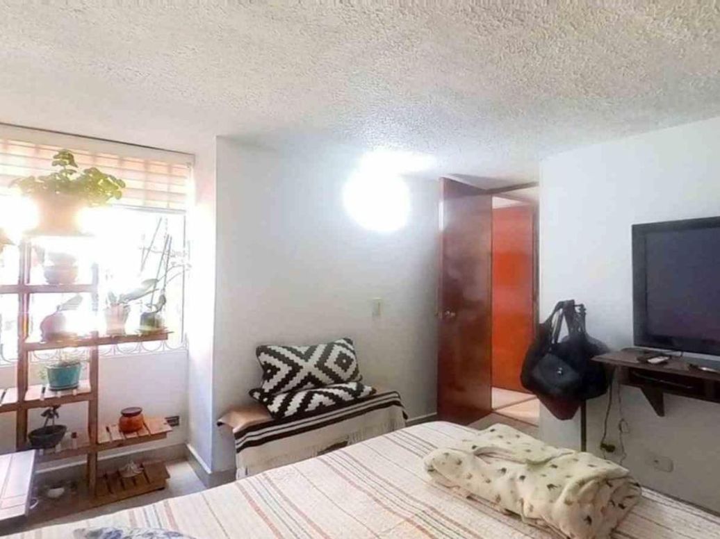 Apartamento de 2 alcobas en venta en Campo Alegre, Bogotá, 38 m² · foto 6 de 20