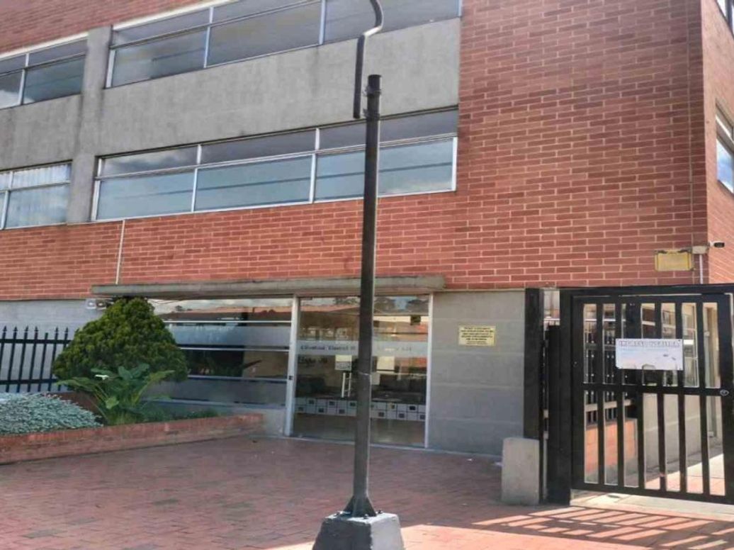 Apartamento de 2 alcobas en venta en Campo Alegre, Bogotá, 38 m² · foto 14 de 20