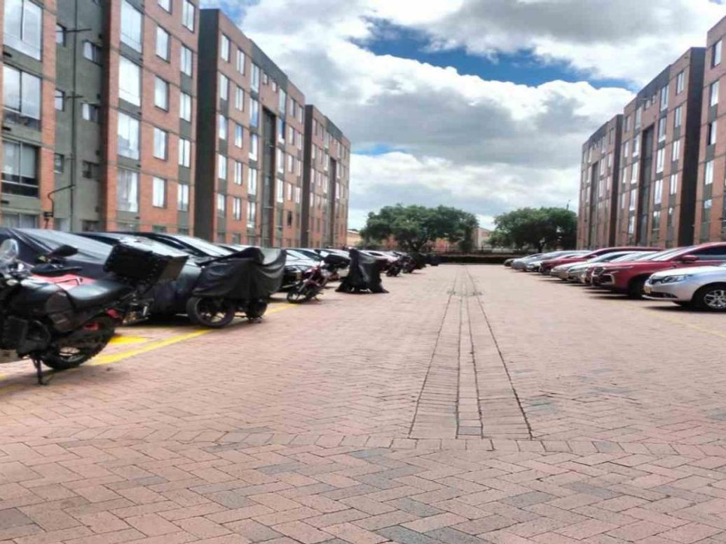 Apartamento de 2 alcobas en venta en Campo Alegre, Bogotá, 38 m² · foto 15 de 20