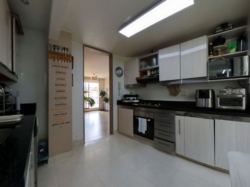 Apartamento de 3 alcobas en venta en Lisboa, Bogotá, 168 m² · foto 8 de 20