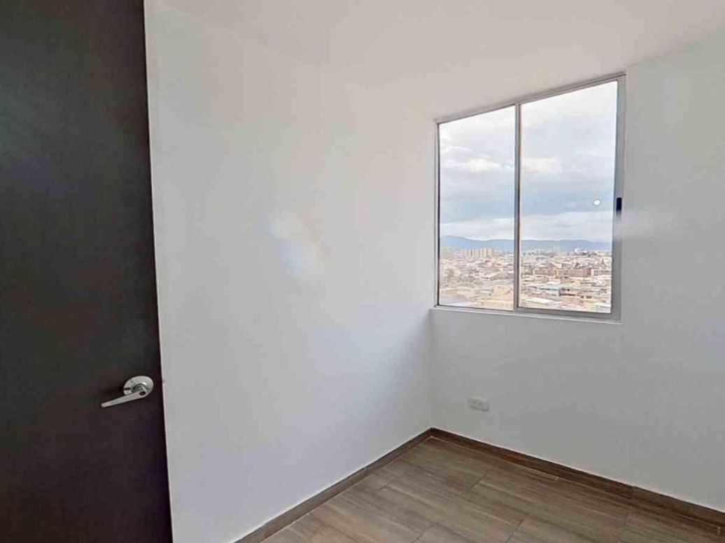 Apartamento de 3 alcobas en venta en Los Naranjos, Bogotá, 37 m² · foto 13 de 18