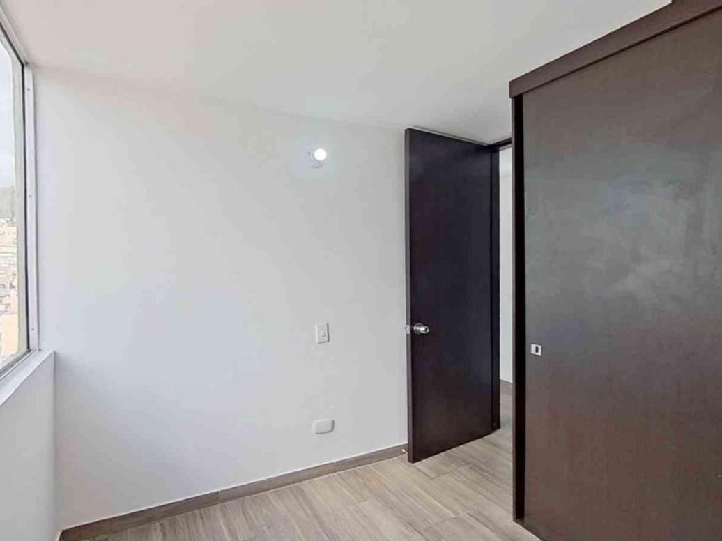 Apartamento de 3 alcobas en venta en Los Naranjos, Bogotá, 37 m² · foto 10 de 18