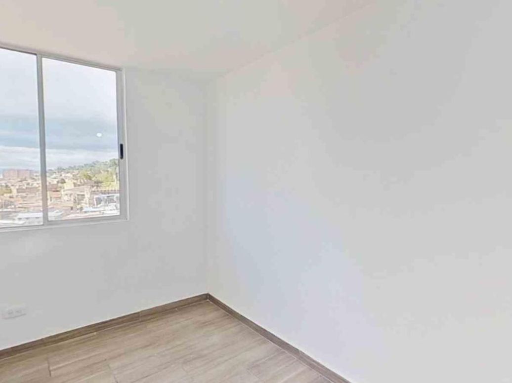 Apartamento de 3 alcobas en venta en Los Naranjos, Bogotá, 37 m² · foto 12 de 18