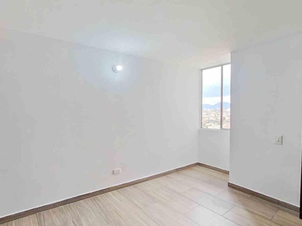 Apartamento de 3 alcobas en venta en Los Naranjos, Bogotá, 37 m² · foto 7 de 18
