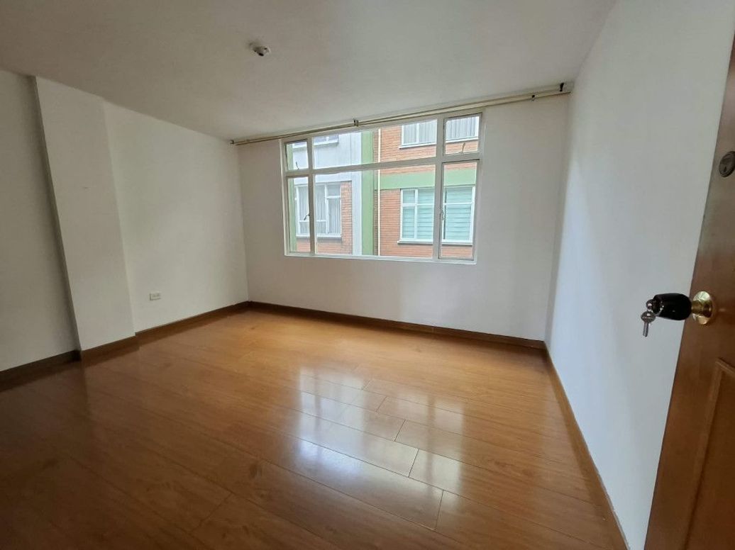 Apartamento de 3 alcobas en venta en Sears, Bogotá, 129 m² · foto 12 de 20