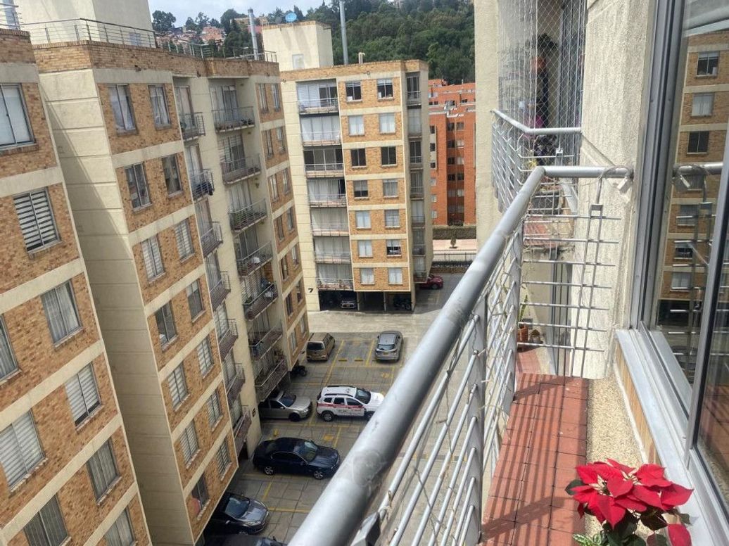 Apartamento de 3 alcobas en venta en El Plan, Bogotá, 58 m² · foto 7 de 20