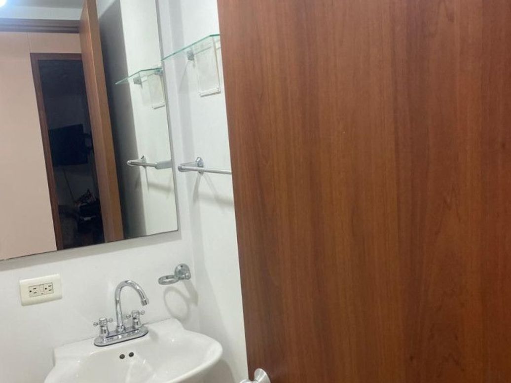 Apartamento de 3 alcobas en venta en El Plan, Bogotá, 58 m² · foto 4 de 20