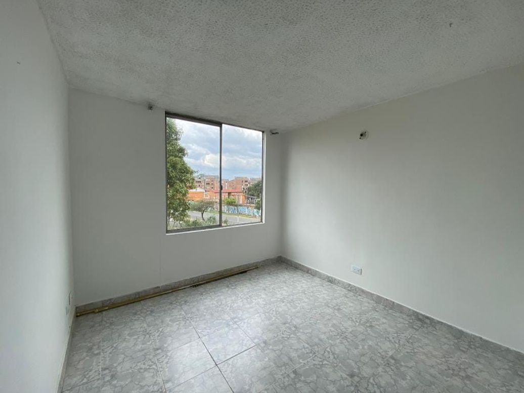 Apartamento de 3 alcobas en venta en Timiza A, Bogotá, 49 m² · foto 10 de 12