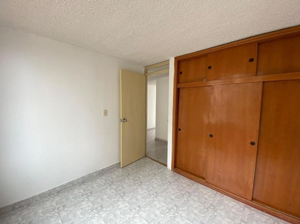 Apartamento de 3 alcobas en venta en Timiza A, Bogotá, 49 m² · foto 7 de 12