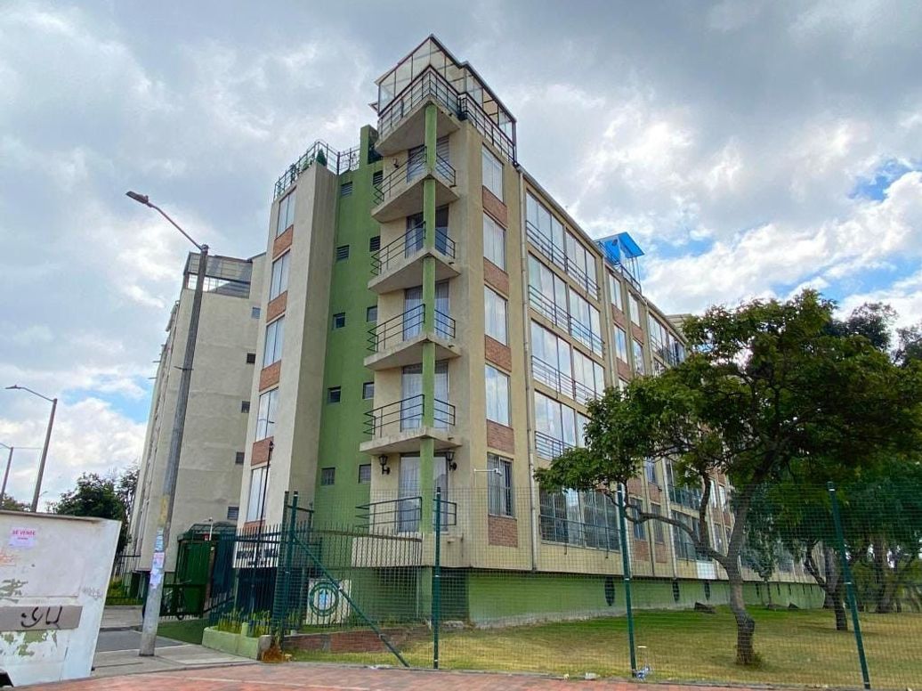 Apartamento de 3 alcobas en venta en Timiza A, Bogotá, 49 m² · foto 5 de 12