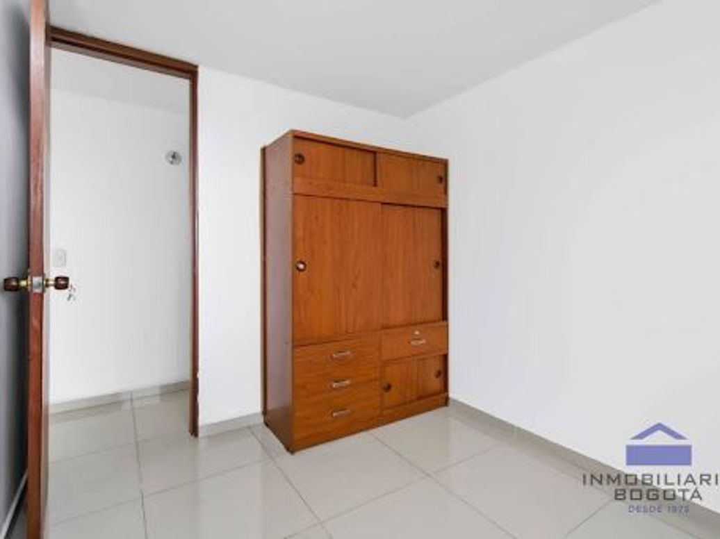 Apartamento de 2 alcobas en venta en Castilla, Bogotá, 63 m² · foto 11 de 20
