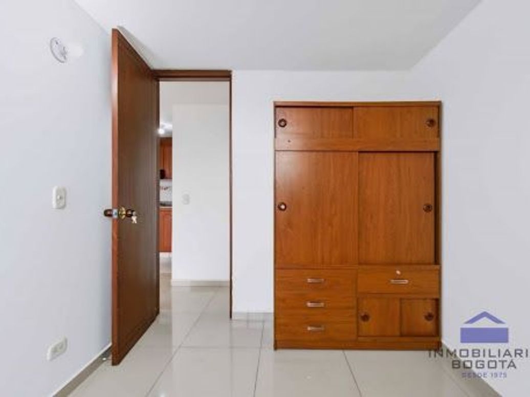 Apartamento de 2 alcobas en venta en Castilla, Bogotá, 63 m² · foto 12 de 20