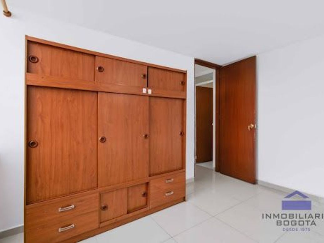 Apartamento de 2 alcobas en venta en Castilla, Bogotá, 63 m² · foto 17 de 20