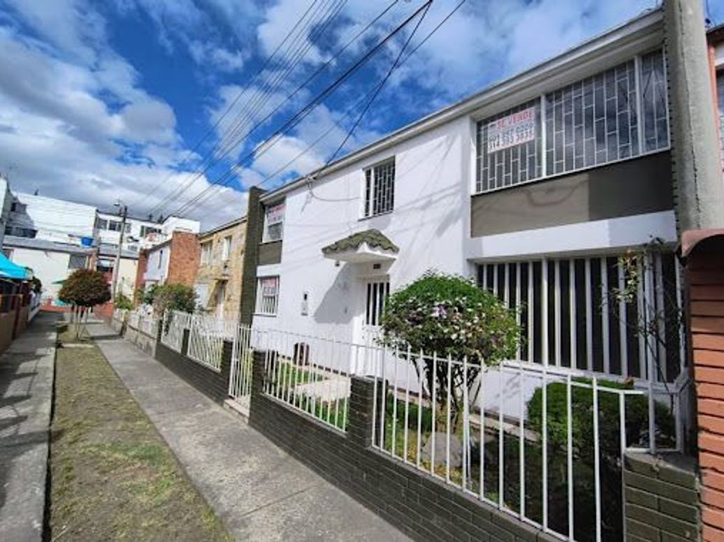 Casa de 5 alcobas en venta en San Fernando, Bogotá, 102 m² · foto 6 de 20