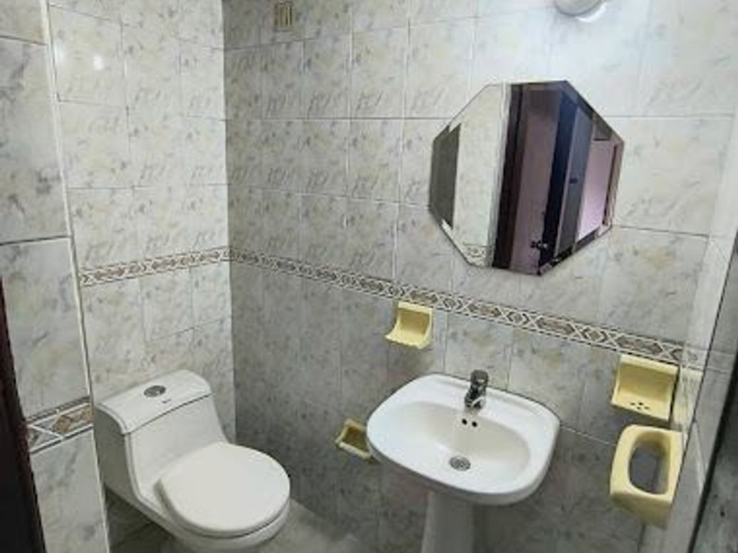 Casa de 5 alcobas en venta en San Fernando, Bogotá, 102 m² · foto 13 de 20