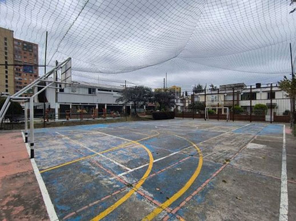 Casa de 5 alcobas en venta en San Fernando, Bogotá, 102 m² · foto 4 de 20