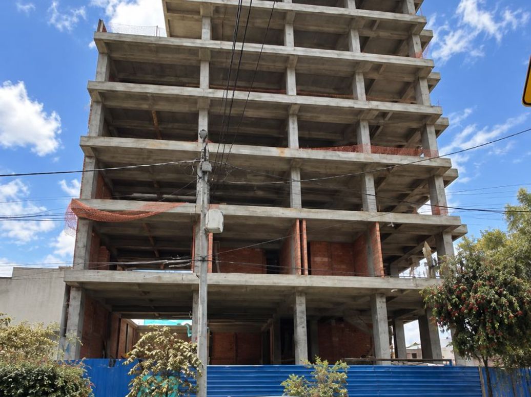 Apartamento de 3 alcobas en venta en Quinta Paredes, Bogotá, 142 m² · foto 3 de 5