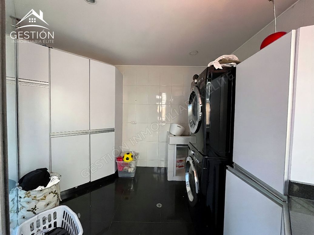 Casa de 4 alcobas en venta en San José De Bavaria, Bogotá, 218 m² · foto 10 de 20