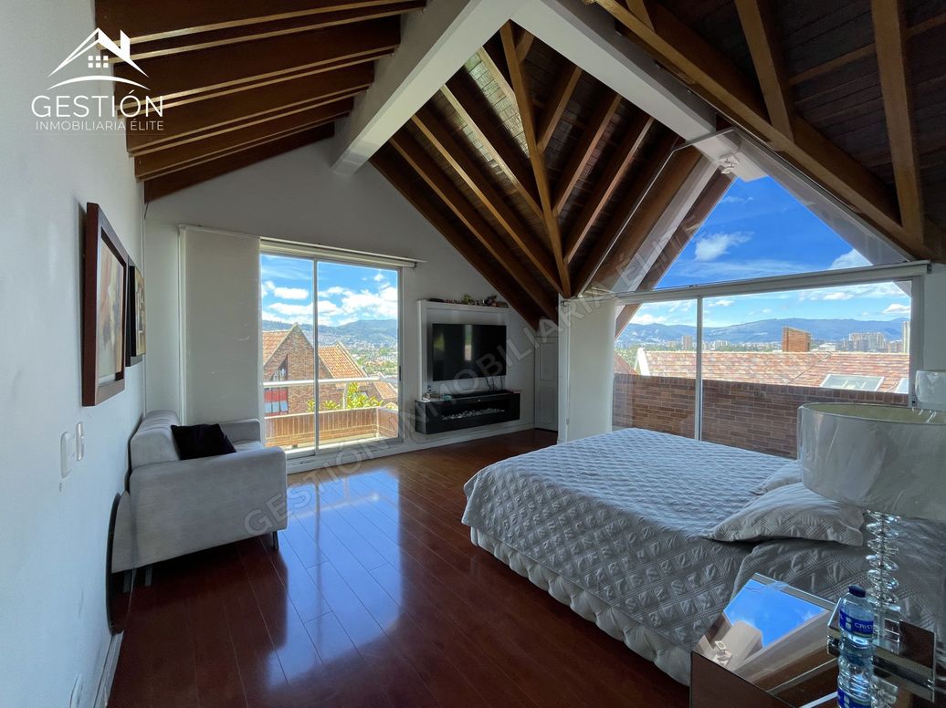 Casa de 4 alcobas en venta en San José De Bavaria, Bogotá, 218 m² · foto 15 de 20