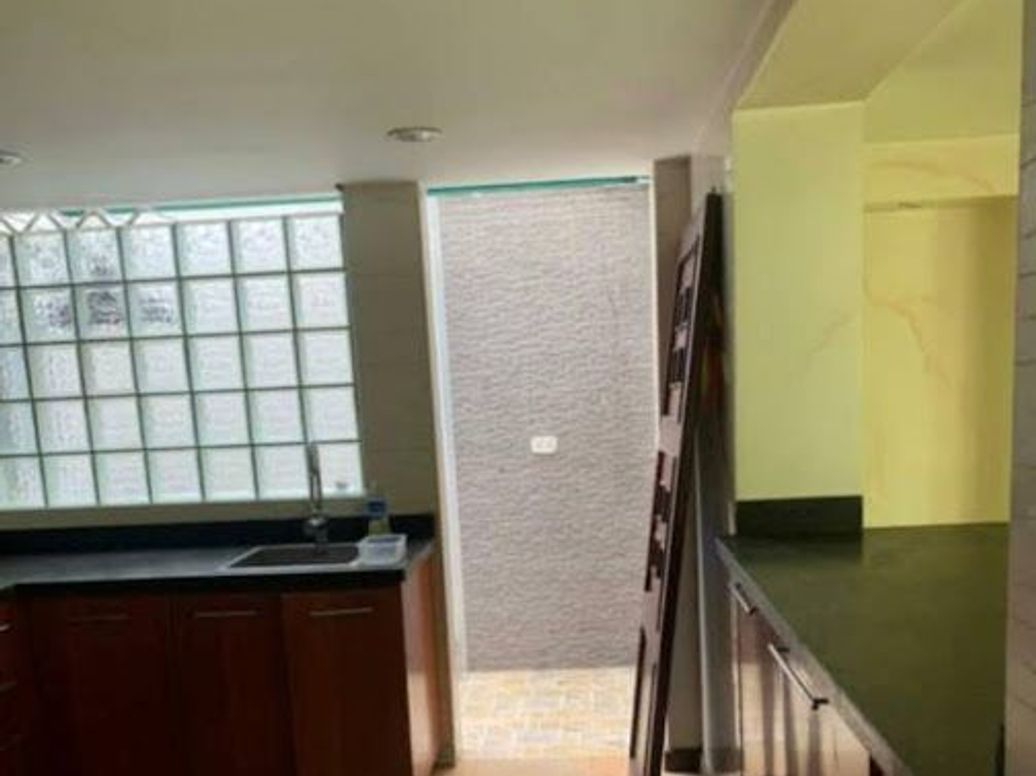 Casa de 3 alcobas en venta en Villa Mayor Oriental, Bogotá, 99 m² · foto 10 de 20