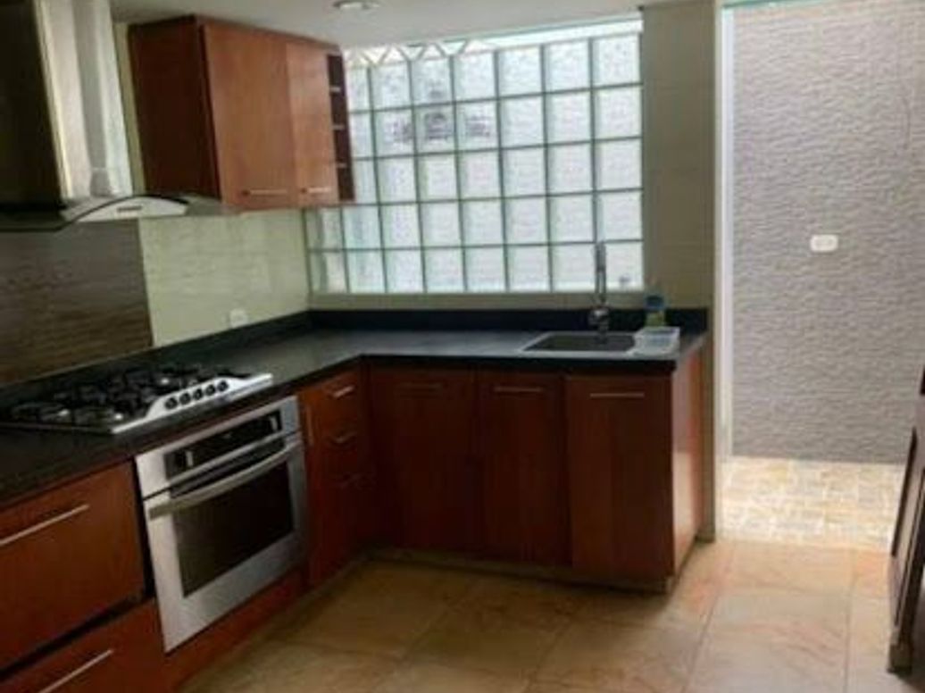 Casa de 3 alcobas en venta en Villa Mayor Oriental, Bogotá, 99 m² · foto 11 de 20