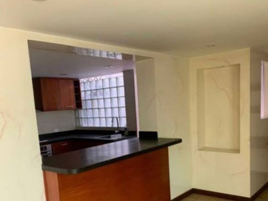 Casa de 3 alcobas en venta en Villa Mayor Oriental, Bogotá, 99 m² · foto 5 de 20