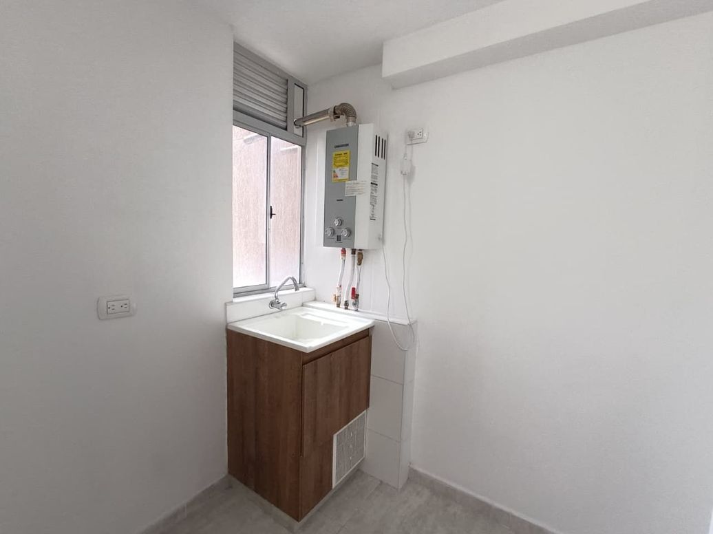 Apartamento de 3 alcobas en venta en Gran Granada, Bogotá, 62 m² · foto 8 de 20