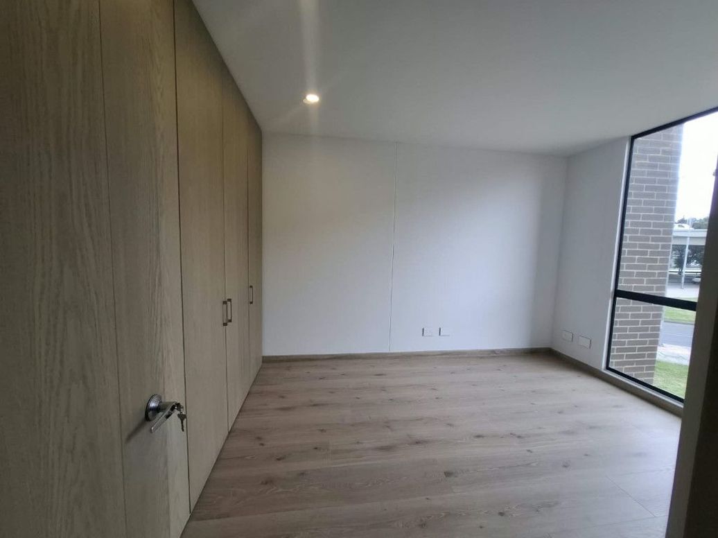 Apartamento de 3 alcobas en venta en La Esperanza Norte, Bogotá, 177 m² · foto 11 de 20