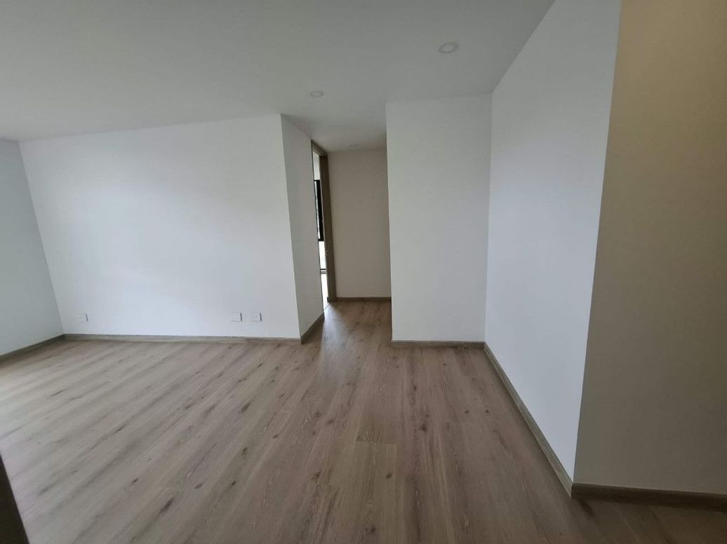 Apartamento de 3 alcobas en venta en La Esperanza Norte, Bogotá, 177 m² · foto 15 de 20