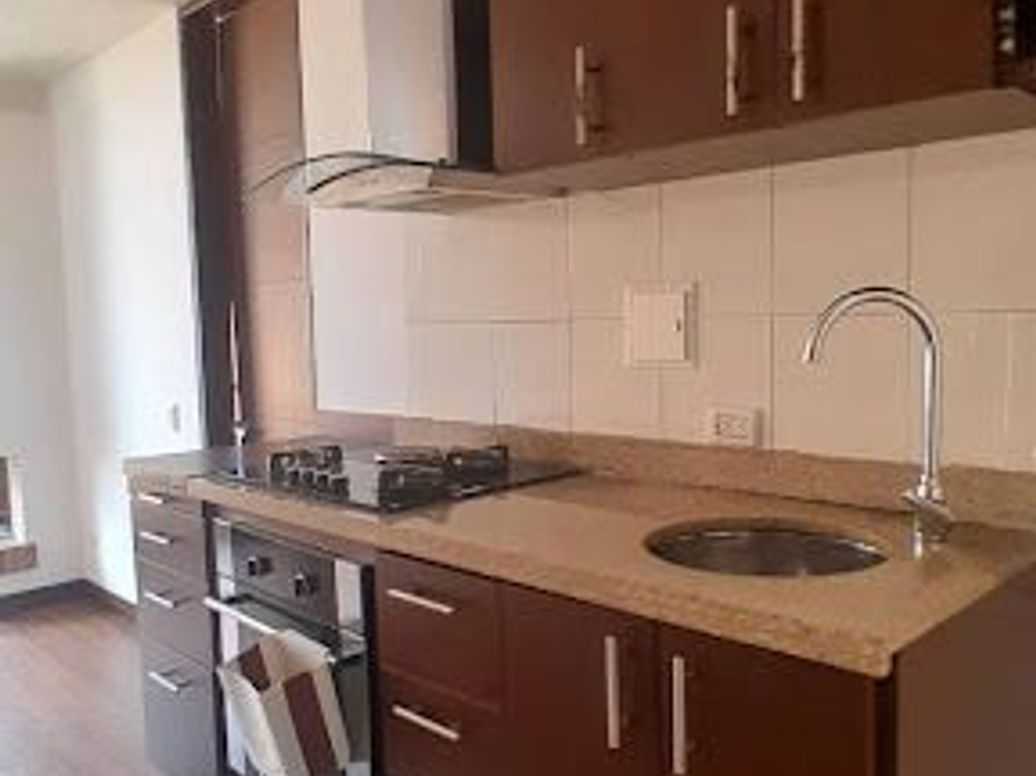 Apartaestudio en arriendo en Chapinero Alto, Bogotá, 59 m² · foto 5 de 17