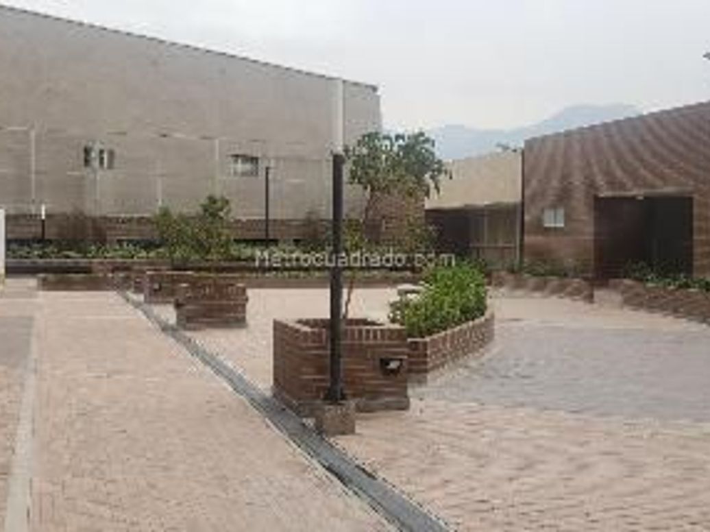 Apartamento de 3 alcobas en venta en Benjamin Herrera, Bogotá, 77 m² · foto 5 de 19