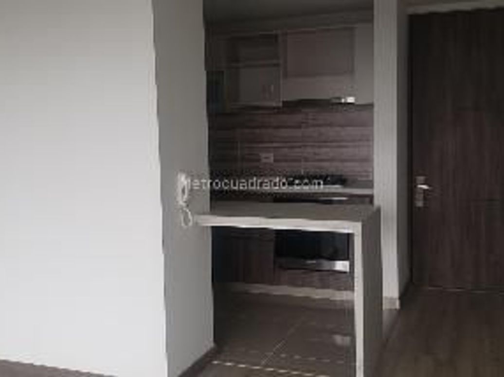Apartamento de 3 alcobas en venta en Benjamin Herrera, Bogotá, 77 m² · foto 11 de 19