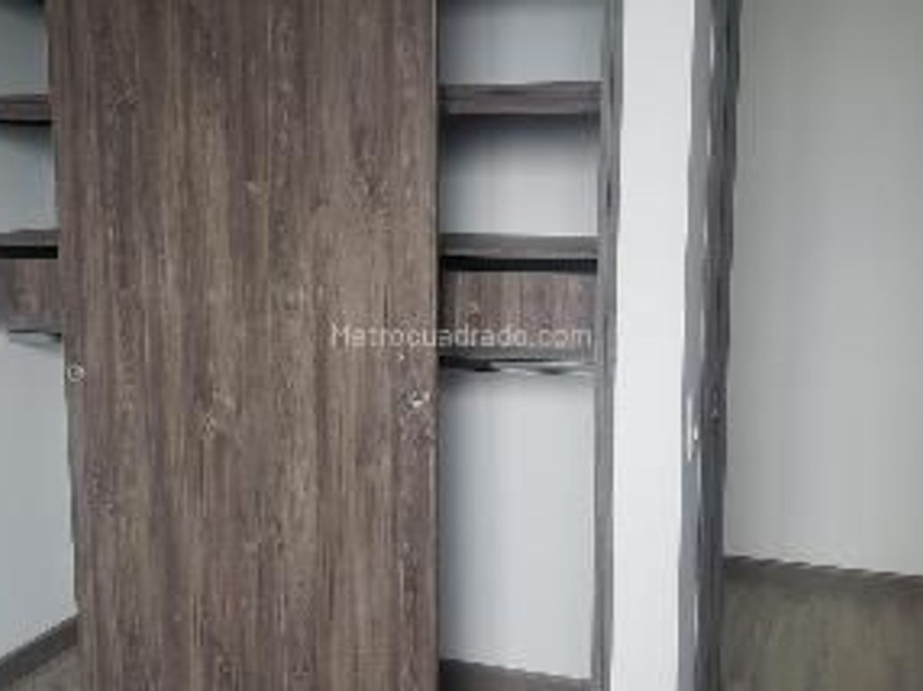 Apartamento de 3 alcobas en venta en Benjamin Herrera, Bogotá, 77 m² · foto 14 de 19