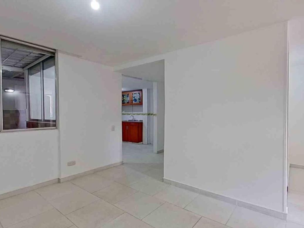 Apartamento de 2 alcobas en venta en Santa Catalina, Bogotá, 45 m² · foto 3 de 16
