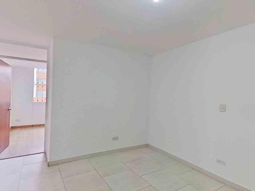 Apartamento de 2 alcobas en venta en Santa Catalina, Bogotá, 45 m² · foto 4 de 16