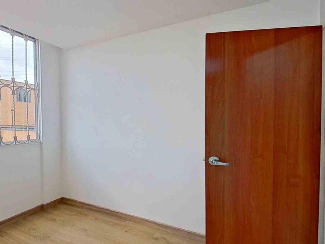 Apartamento de 2 alcobas en venta en Santa Catalina, Bogotá, 45 m² · foto 5 de 16
