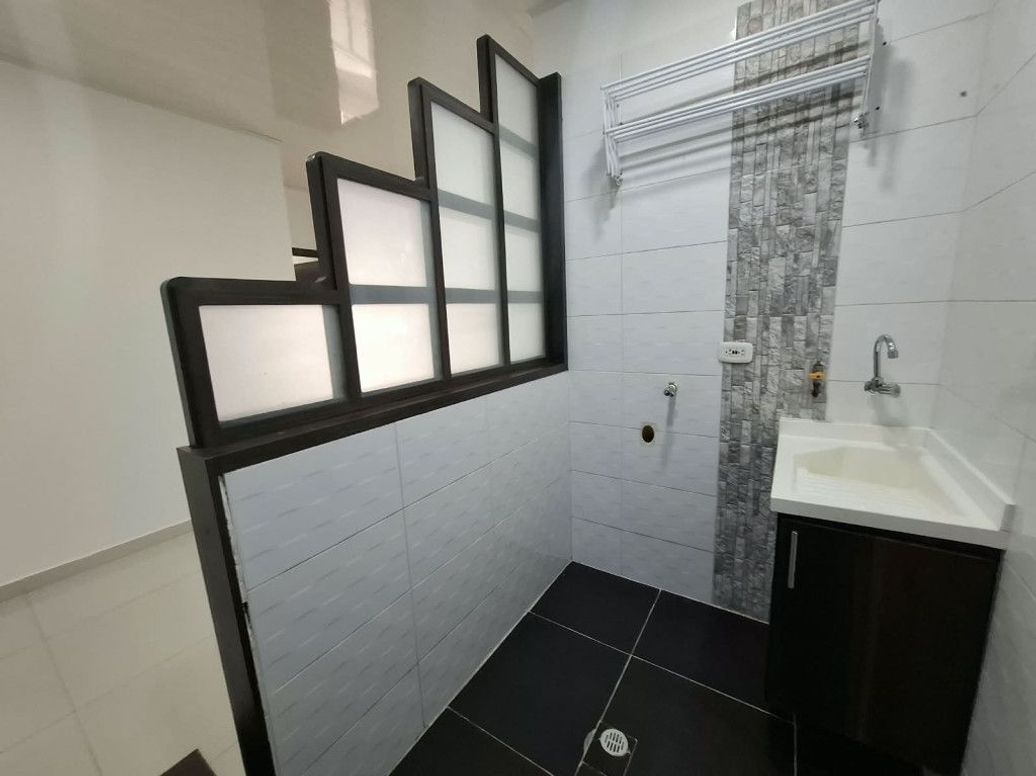 Apartamento de 2 alcobas en venta en San Rafael, Bogotá, 43 m² · foto 2 de 16