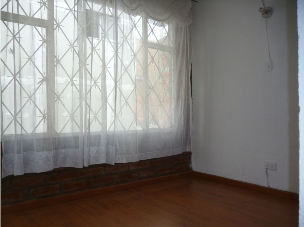 Casa de 4 alcobas en venta en Cr. La Balvanera, Bogotá, 60 m² · foto 17 de 20