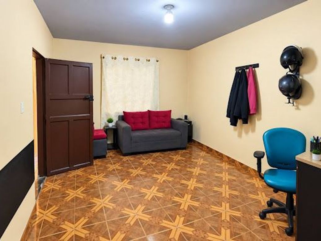 Casa de 7 alcobas en venta en Las Ferias, Bogotá, 277 m² · foto 9 de 20