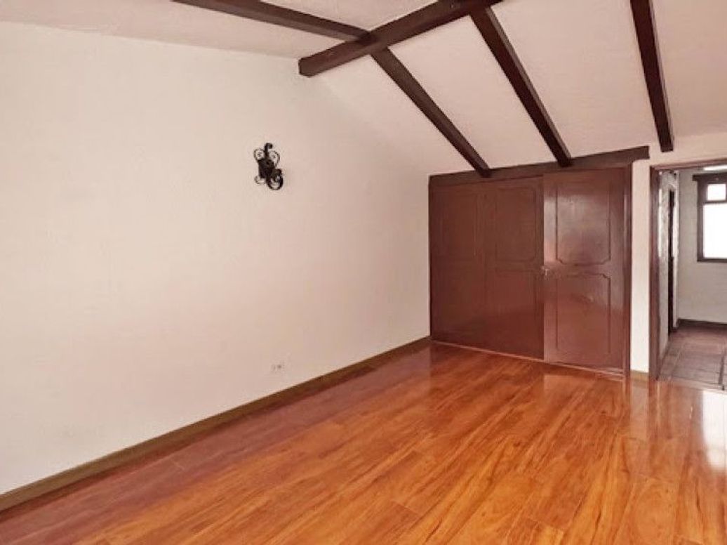 Casa de 4 alcobas en venta en Puente Largo, Bogotá, 269 m² · foto 8 de 20