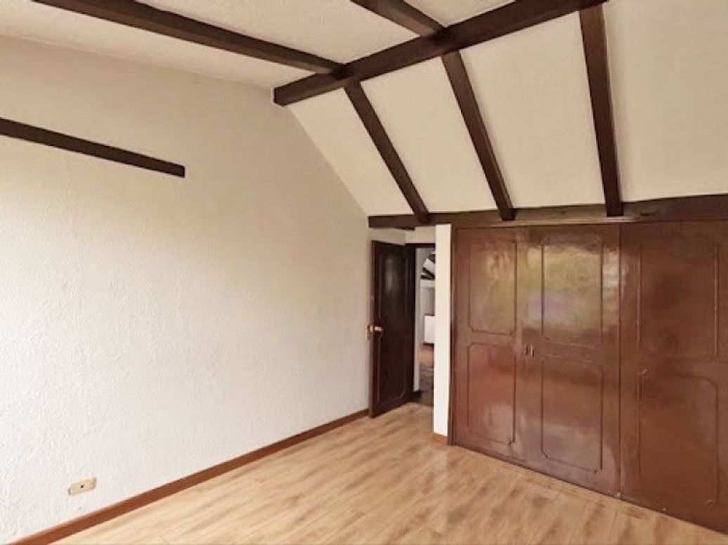Casa de 4 alcobas en venta en Puente Largo, Bogotá, 269 m² · foto 12 de 20