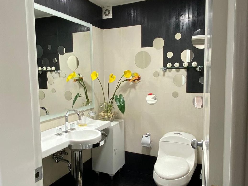 Apartamento de 4 alcobas en venta en Santa Barbara Central, Bogotá, 500 m² · foto 4 de 20