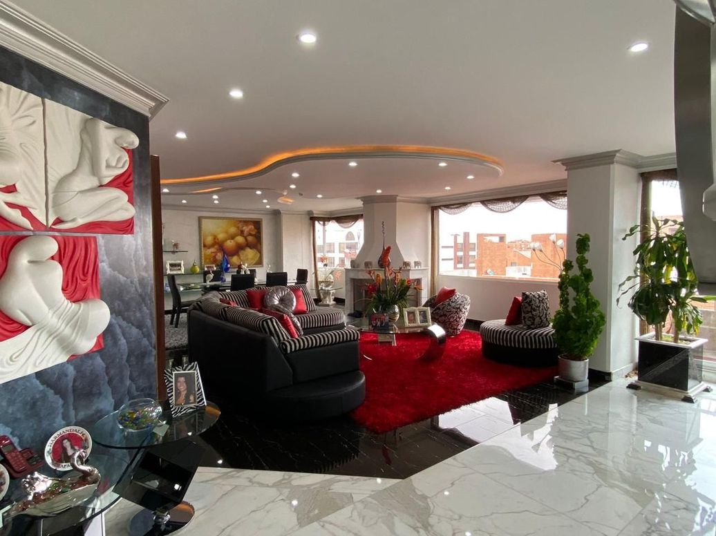 Apartamento de 4 alcobas en venta en Santa Barbara Central, Bogotá, 500 m² · foto 6 de 20
